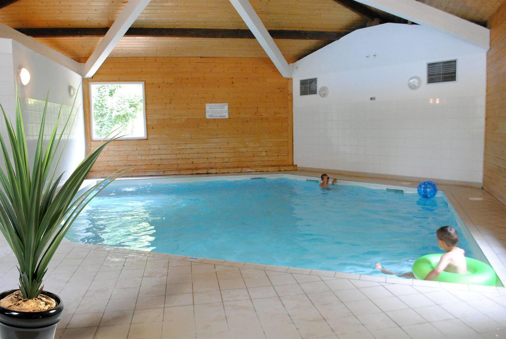 Residence Nemea Les Sables Vignier Saint-Georges-d'Oleron Exterior photo