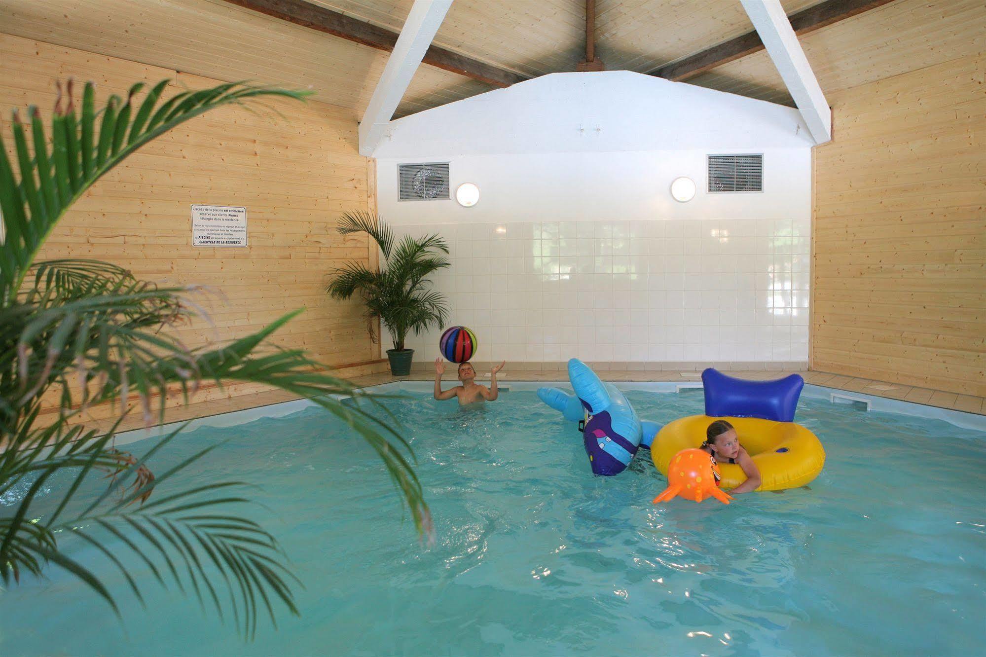 Residence Nemea Les Sables Vignier Saint-Georges-d'Oleron Exterior photo