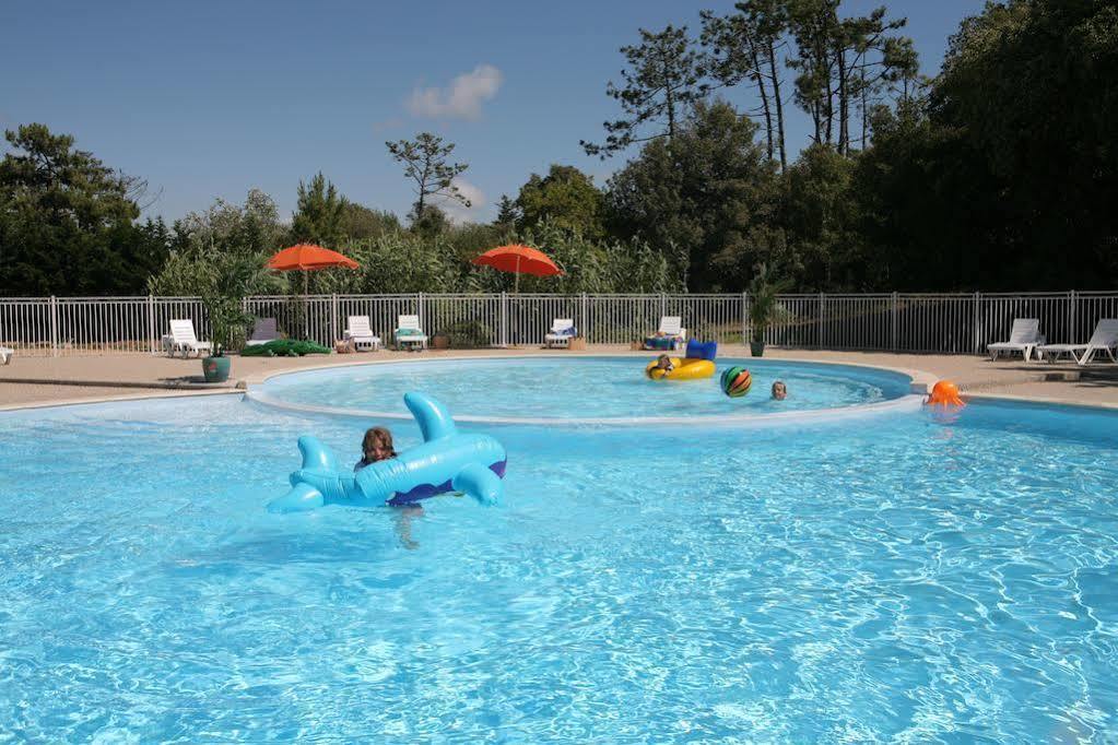 Residence Nemea Les Sables Vignier Saint-Georges-d'Oleron Exterior photo